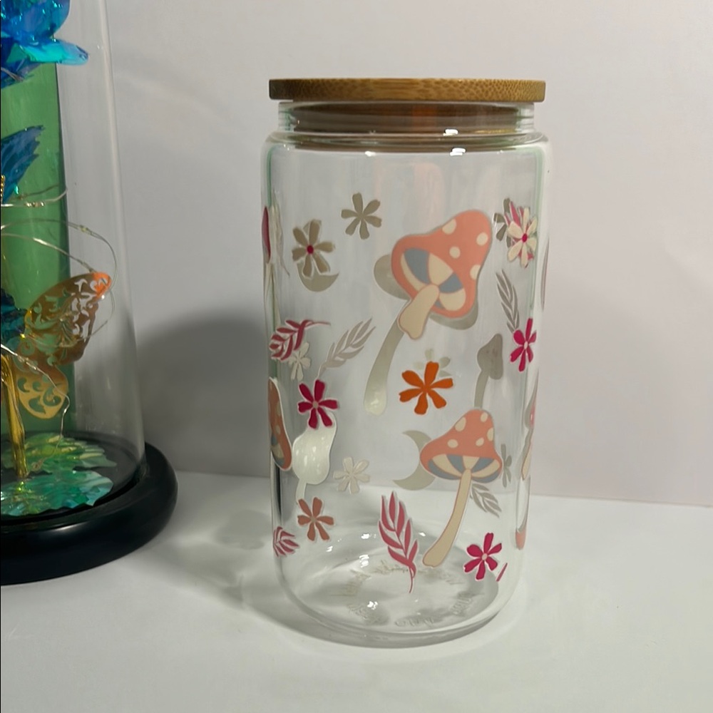 Glass cup